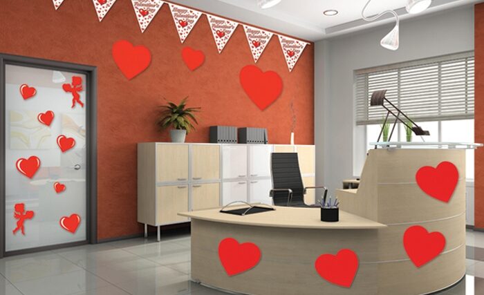 How to decorate office for valentine day