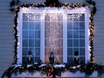 How to decorate windows for christmas