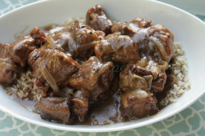 How to cook oxtails soul food style