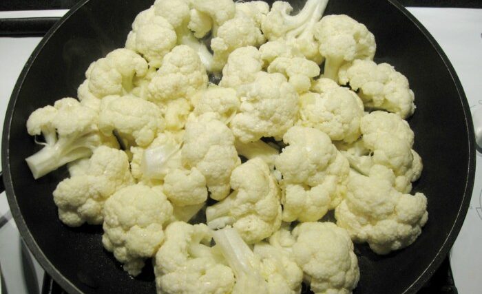 How to cook cauliflower bengali style